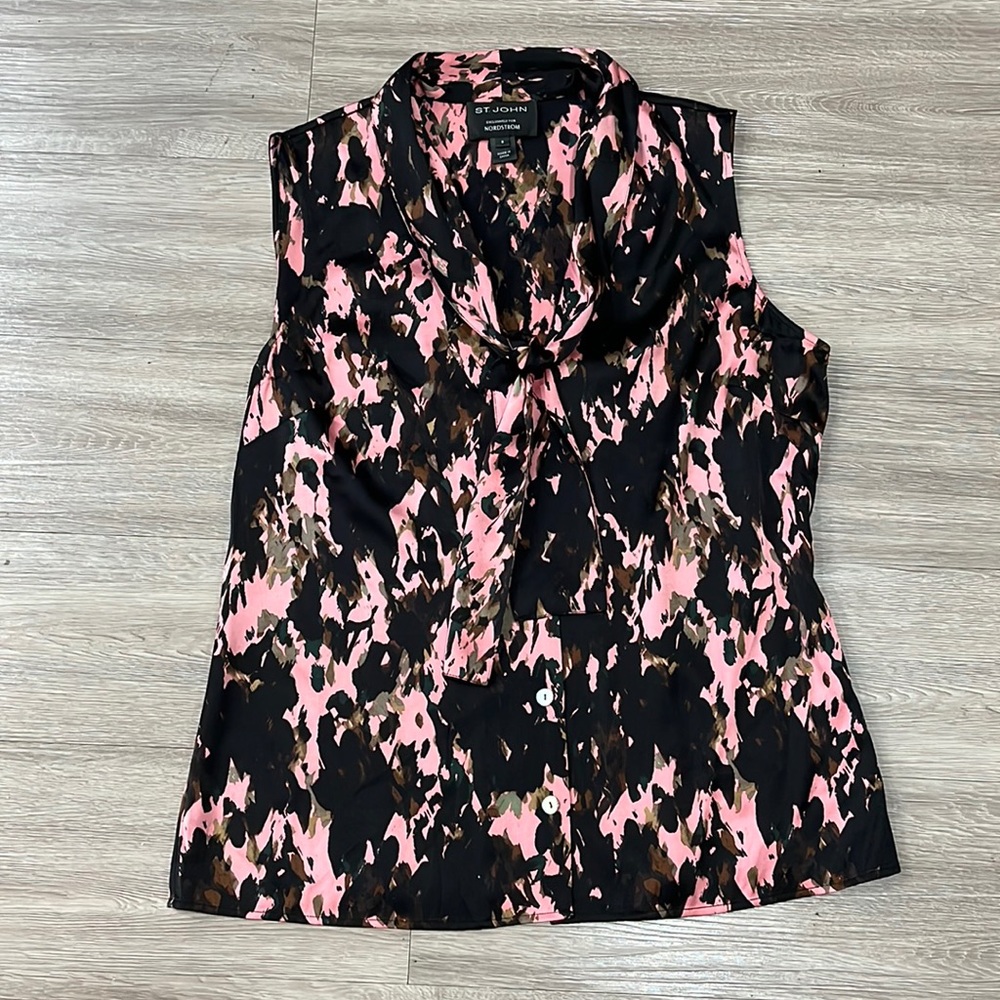 St. John Silk Sleeveless Blouse Tie Neck Size 8